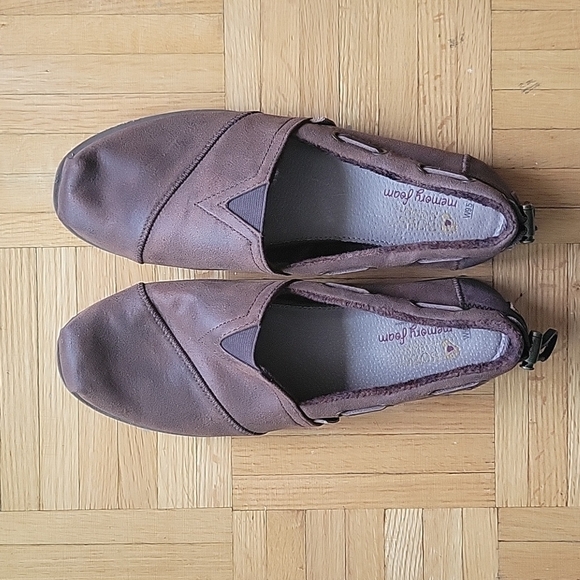 NWOT BOBS Skechers Memory Foam Loafers Synthetic Upper US 9.5 - Picture 2 of 7